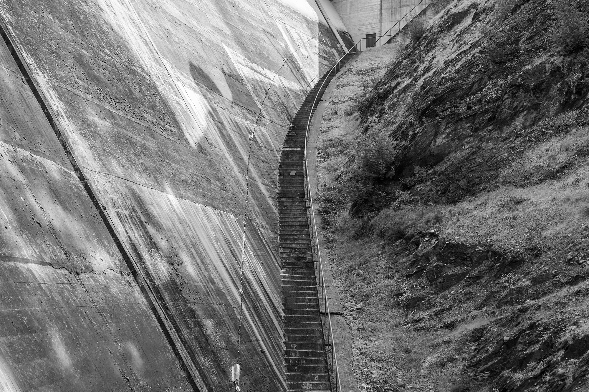 Carina Martins - Hub-structures - stairs in Aguieira dam