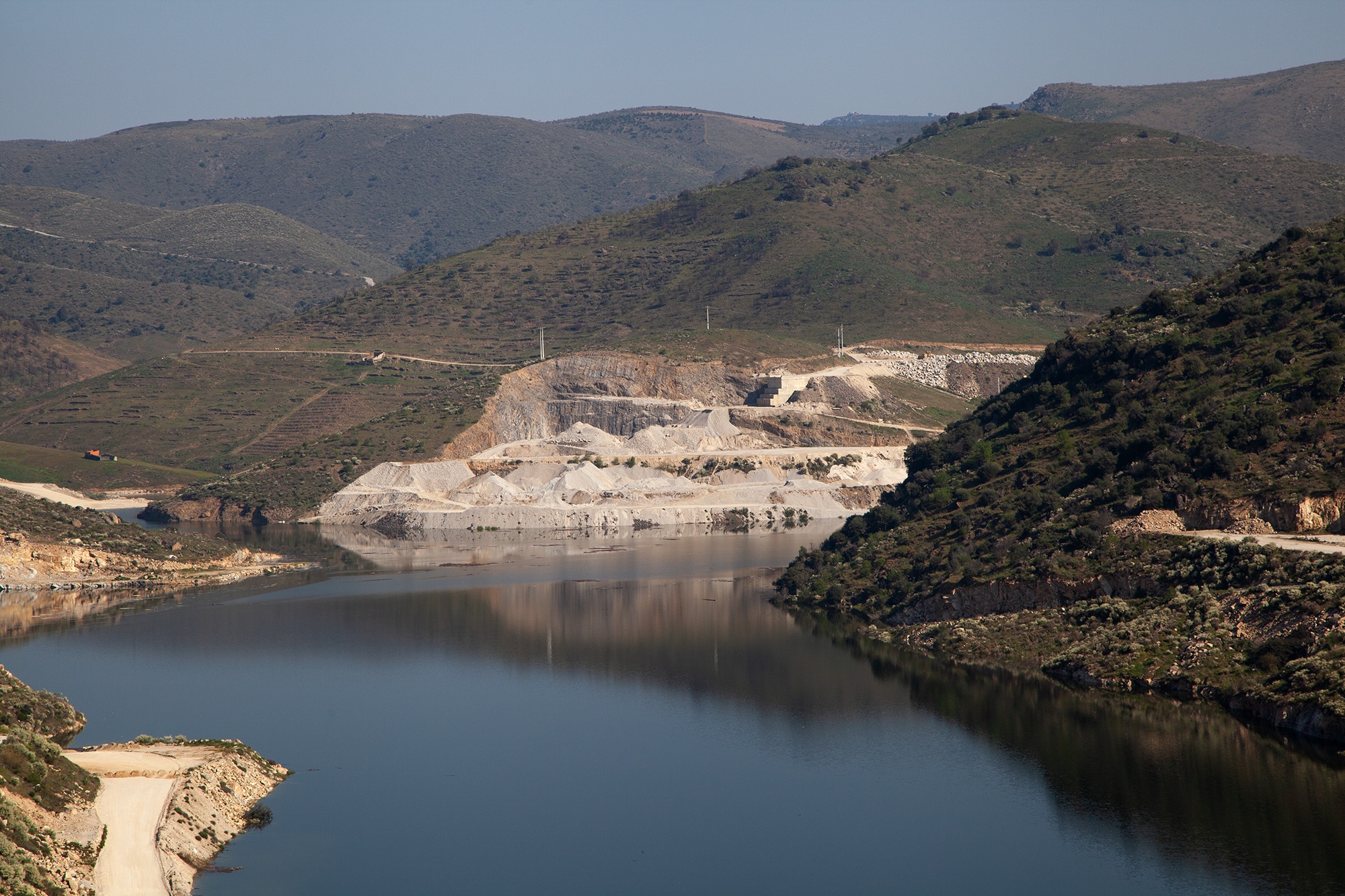 Carina Martins - Vortex - Mountain destruction during dam construction
